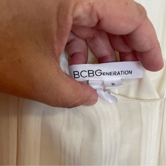 BCBG Generation Cream Halter Pleated Swing Mini Dress with Satin Collar, sz S - Picture 9 of 10